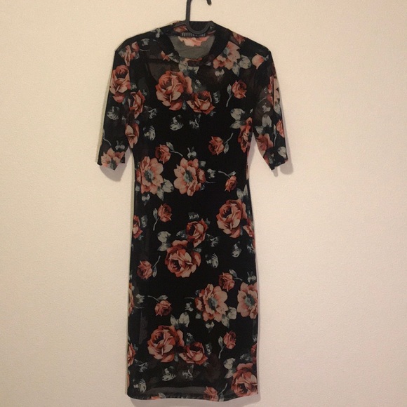 Floral mesh dress - Picture 2 of 5